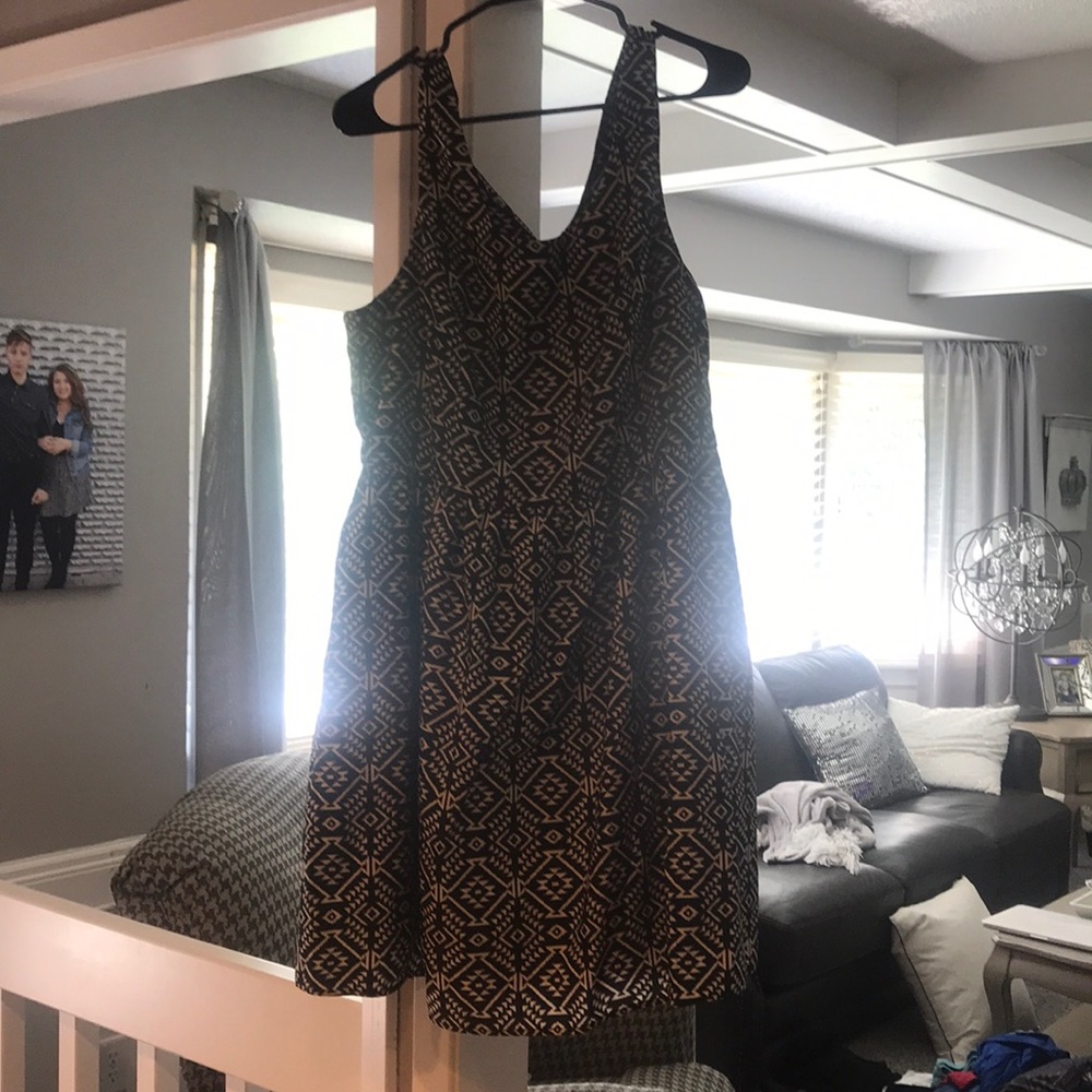 Carlota Chic- Black and White Aztec print dress